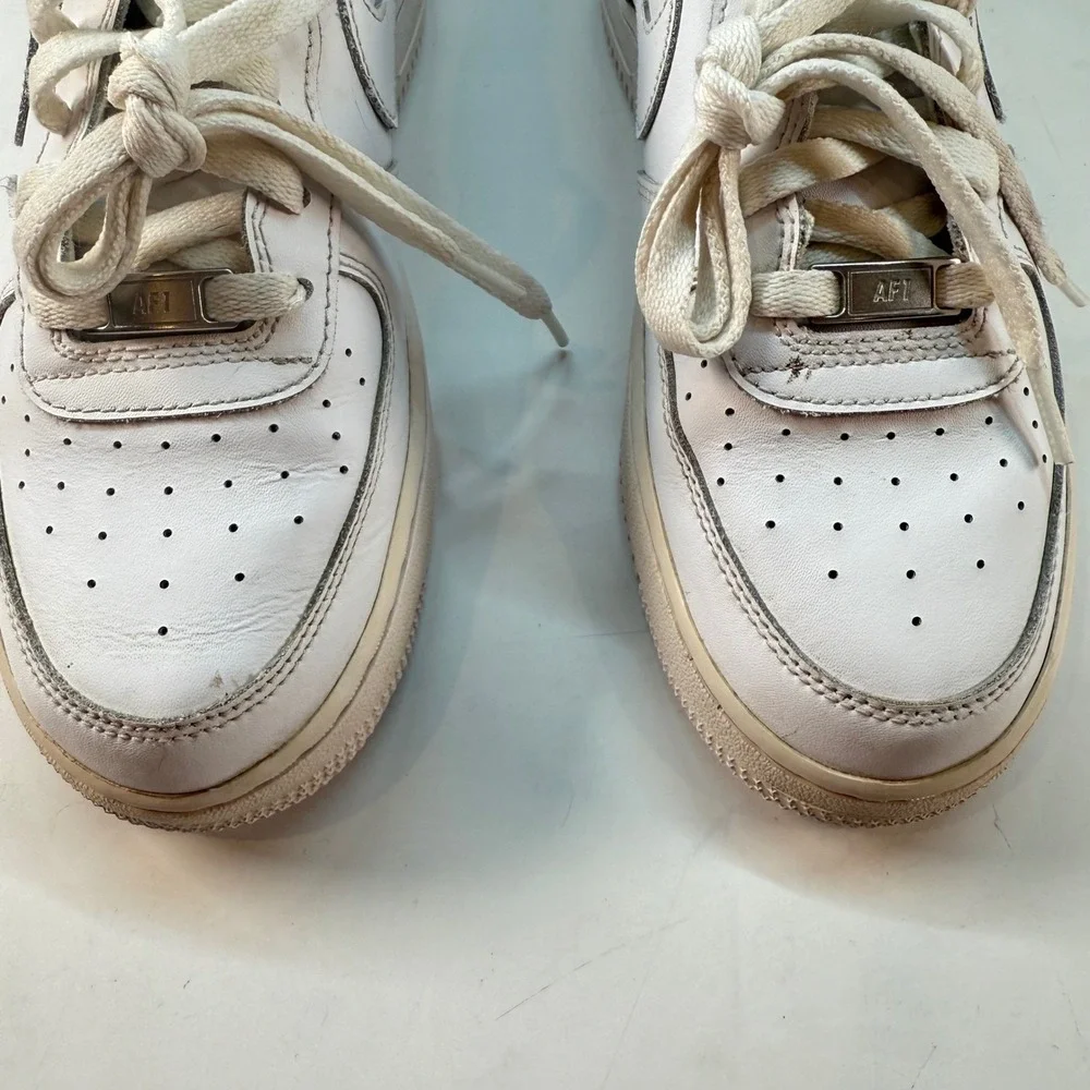 Nike Air Force 1 Low White Sneakers Youth Size 7Y Athletic Shoes